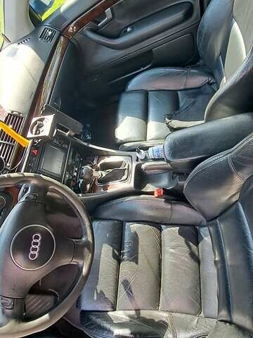 Синий Ауди А4, объемом двигателя 2.5 л и пробегом 236 тыс. км за 4700 $, фото 4 на Automoto.ua