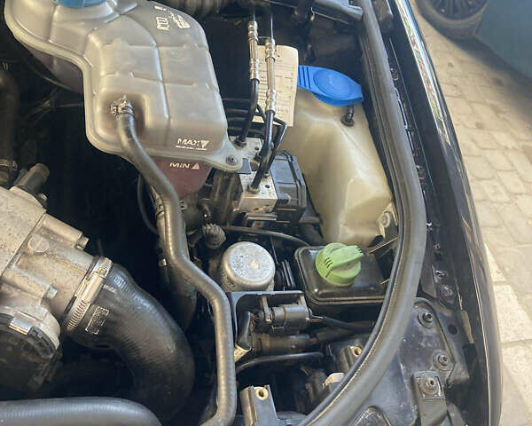 Синий Ауди А4, объемом двигателя 1.78 л и пробегом 161 тыс. км за 6099 $, фото 18 на Automoto.ua