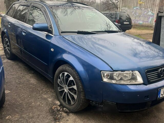 Синий Ауди А4, объемом двигателя 2.5 л и пробегом 400 тыс. км за 2500 $, фото 6 на Automoto.ua