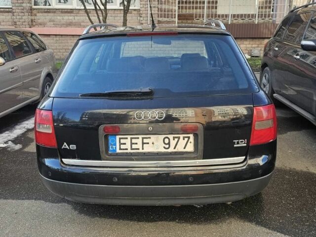 Синий Ауди А4, объемом двигателя 2.5 л и пробегом 356 тыс. км за 1500 $, фото 1 на Automoto.ua