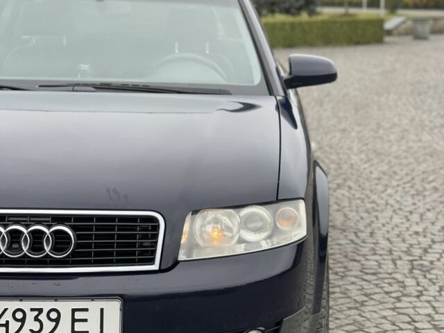 Синій Ауді А4, об'ємом двигуна 2 л та пробігом 202 тис. км за 4300 $, фото 4 на Automoto.ua