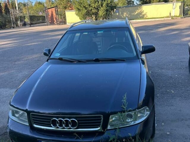 Синий Ауди А4, объемом двигателя 2 л и пробегом 1000 тыс. км за 1900 $, фото 2 на Automoto.ua