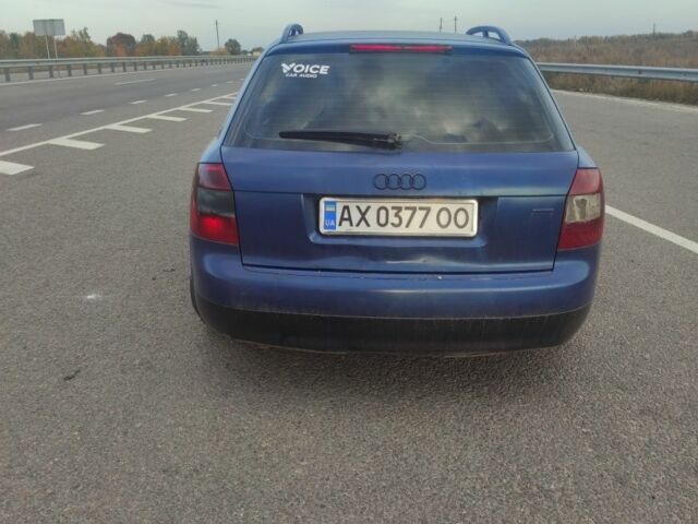 Синий Ауди А4, объемом двигателя 2.5 л и пробегом 427 тыс. км за 3700 $, фото 4 на Automoto.ua