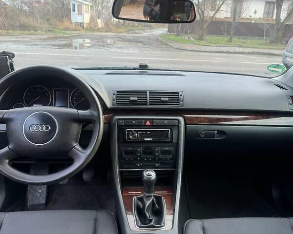 Синий Ауди А4, объемом двигателя 2 л и пробегом 205 тыс. км за 5200 $, фото 7 на Automoto.ua