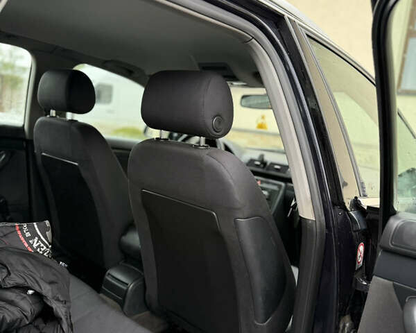 Синій Ауді А4, об'ємом двигуна 1.9 л та пробігом 280 тис. км за 4250 $, фото 36 на Automoto.ua