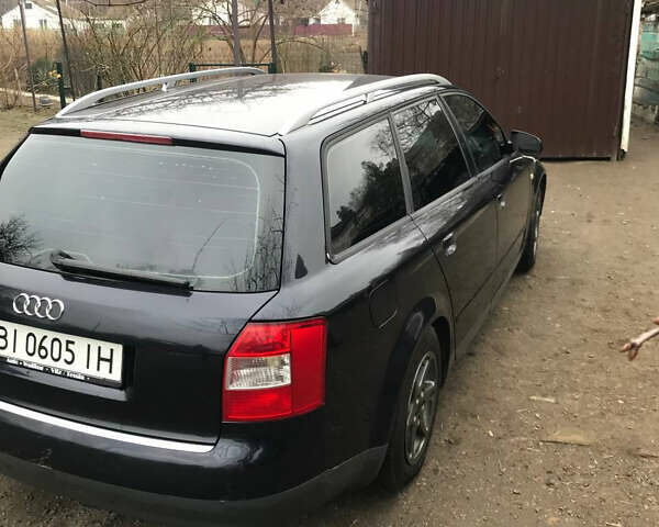 Синій Ауді А4, об'ємом двигуна 1.6 л та пробігом 298 тис. км за 5300 $, фото 1 на Automoto.ua