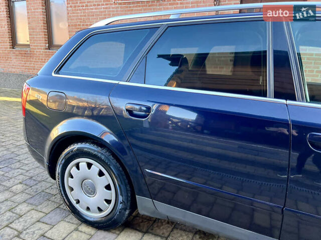 Синій Ауді А4, об'ємом двигуна 1.9 л та пробігом 331 тис. км за 4550 $, фото 4 на Automoto.ua