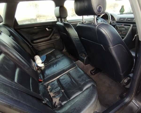 Синий Ауди А4, объемом двигателя 2.5 л и пробегом 340 тыс. км за 2900 $, фото 6 на Automoto.ua