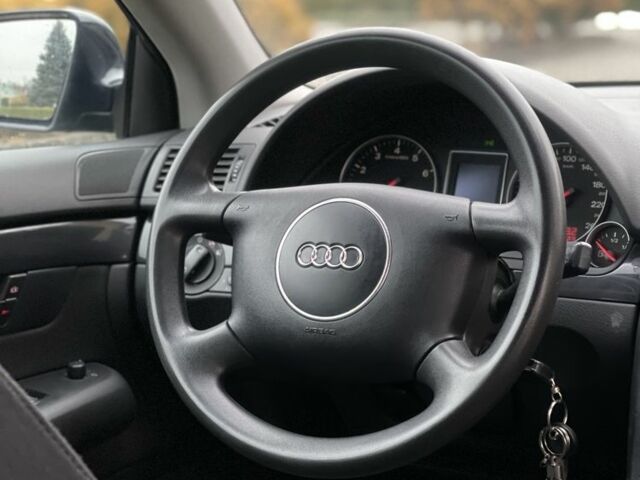 Синій Ауді А4, об'ємом двигуна 2 л та пробігом 202 тис. км за 4300 $, фото 17 на Automoto.ua