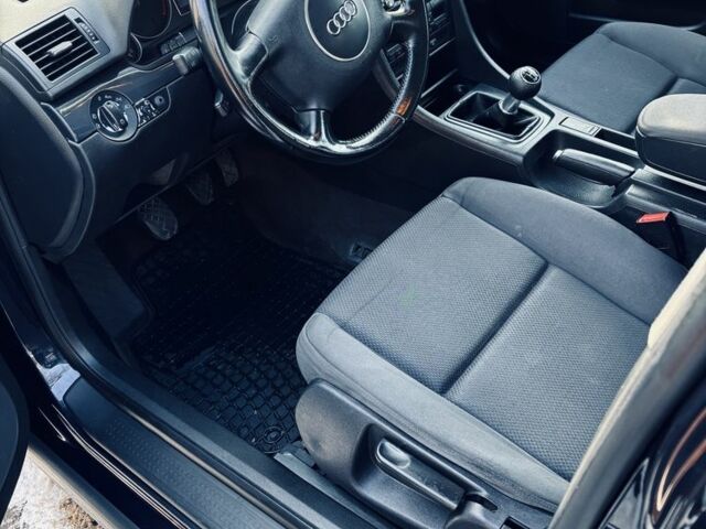 Синій Ауді А4, об'ємом двигуна 1.9 л та пробігом 500 тис. км за 4750 $, фото 6 на Automoto.ua