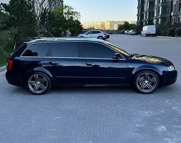 Синій Ауді А4, об'ємом двигуна 1.98 л та пробігом 263 тис. км за 5400 $, фото 3 на Automoto.ua