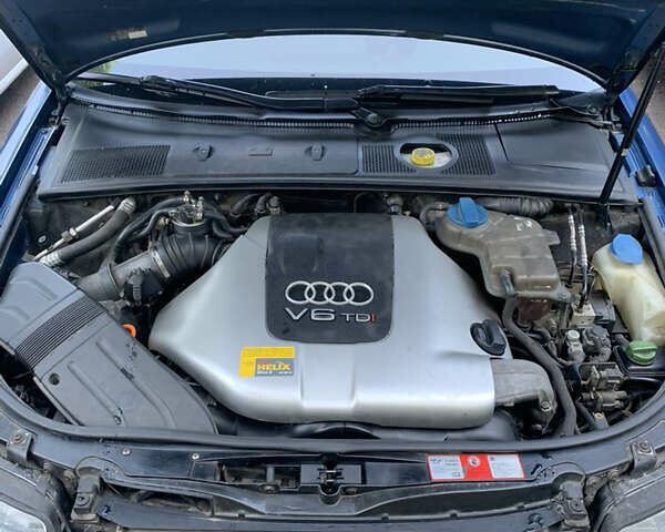 Синій Ауді А4, об'ємом двигуна 2.5 л та пробігом 305 тис. км за 4380 $, фото 30 на Automoto.ua