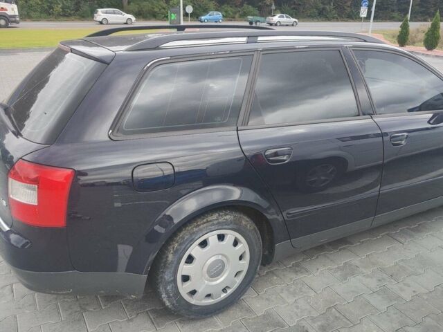 Синий Ауди А4, объемом двигателя 1.6 л и пробегом 220 тыс. км за 5100 $, фото 9 на Automoto.ua