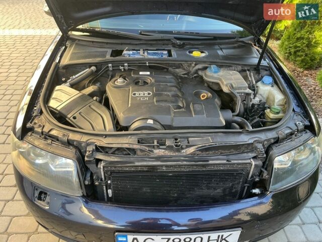 Синий Ауди А4, объемом двигателя 1.9 л и пробегом 400 тыс. км за 4400 $, фото 6 на Automoto.ua