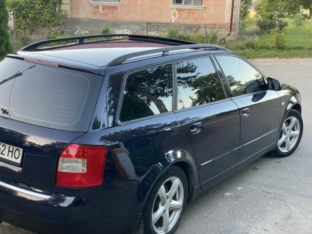 Синий Ауди А4, объемом двигателя 2 л и пробегом 301 тыс. км за 4400 $, фото 4 на Automoto.ua