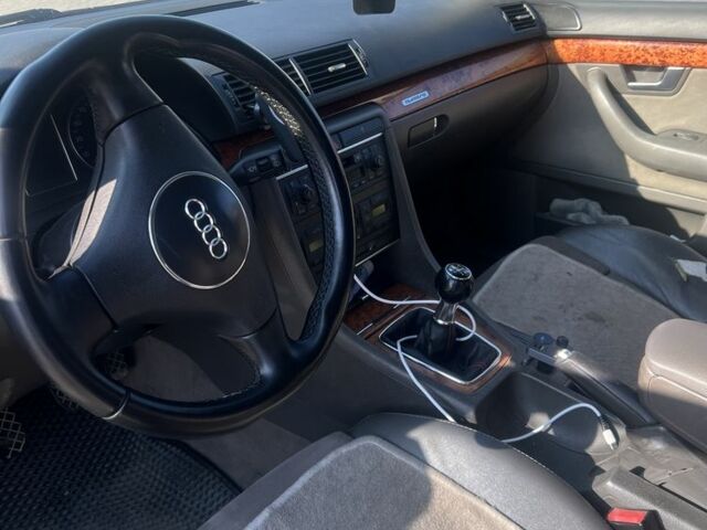 Синий Ауди А4, объемом двигателя 2.5 л и пробегом 409 тыс. км за 3799 $, фото 5 на Automoto.ua