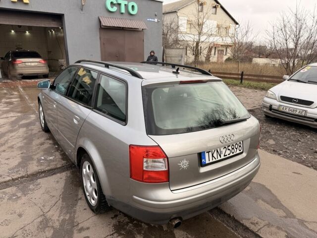 Синий Ауди А4, объемом двигателя 2 л и пробегом 333 тыс. км за 2800 $, фото 9 на Automoto.ua