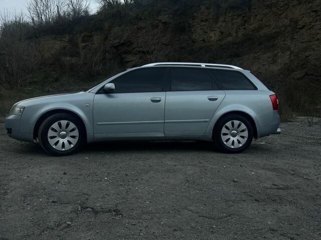 Синий Ауди А4, объемом двигателя 1.8 л и пробегом 350 тыс. км за 4999 $, фото 2 на Automoto.ua