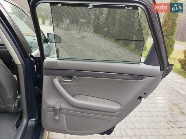 Синій Ауді А4, об'ємом двигуна 1.6 л та пробігом 189 тис. км за 4999 $, фото 18 на Automoto.ua