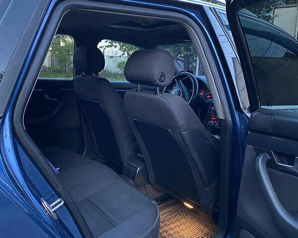 Синій Ауді А4, об'ємом двигуна 2.5 л та пробігом 450 тис. км за 4200 $, фото 8 на Automoto.ua