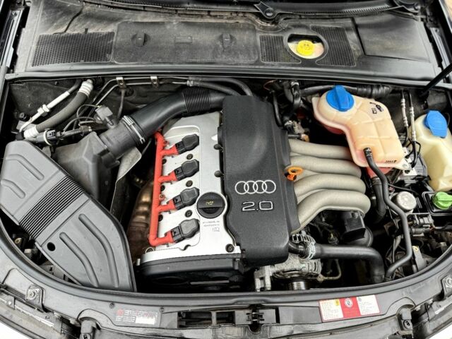 Синий Ауди А4, объемом двигателя 2 л и пробегом 157 тыс. км за 6500 $, фото 1 на Automoto.ua