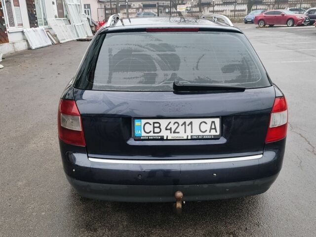Синий Ауди А4, объемом двигателя 1.9 л и пробегом 390 тыс. км за 3900 $, фото 4 на Automoto.ua