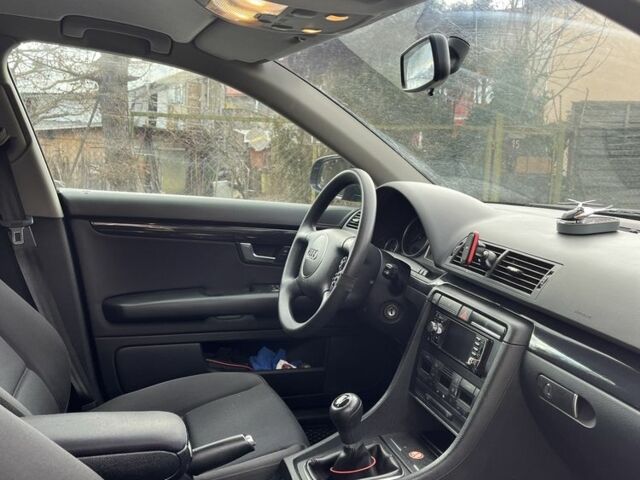 Синій Ауді А4, об'ємом двигуна 1.6 л та пробігом 324 тис. км за 5100 $, фото 10 на Automoto.ua