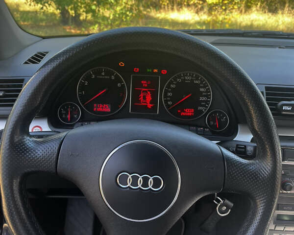 Синий Ауди А4, объемом двигателя 1.8 л и пробегом 265 тыс. км за 5900 $, фото 11 на Automoto.ua