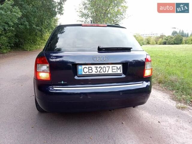 Синий Ауди А4, объемом двигателя 2.5 л и пробегом 328 тыс. км за 3500 $, фото 2 на Automoto.ua