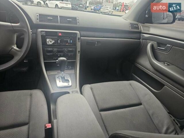 Синій Ауді А4, об'ємом двигуна 2.5 л та пробігом 297 тис. км за 4650 $, фото 12 на Automoto.ua