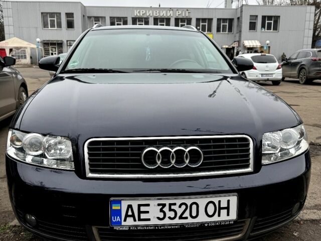 Синий Ауди А4, объемом двигателя 2 л и пробегом 157 тыс. км за 6500 $, фото 4 на Automoto.ua