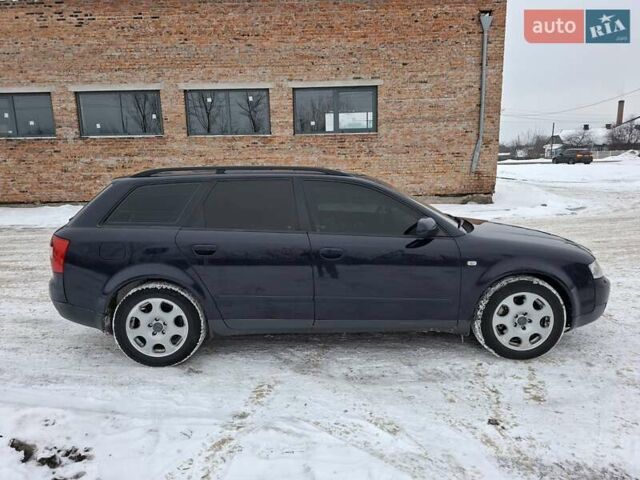 Синий Ауди А4, объемом двигателя 2.5 л и пробегом 302 тыс. км за 4100 $, фото 8 на Automoto.ua