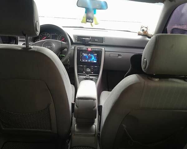 Синий Ауди А4, объемом двигателя 2 л и пробегом 267 тыс. км за 5500 $, фото 11 на Automoto.ua