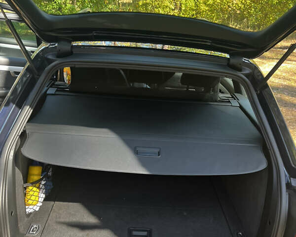 Синий Ауди А4, объемом двигателя 1.8 л и пробегом 265 тыс. км за 5900 $, фото 9 на Automoto.ua