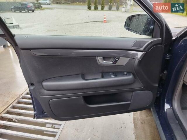 Синій Ауді А4, об'ємом двигуна 1.6 л та пробігом 189 тис. км за 4999 $, фото 13 на Automoto.ua
