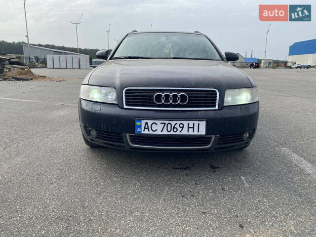 Синий Ауди А4, объемом двигателя 2.5 л и пробегом 567 тыс. км за 3200 $, фото 1 на Automoto.ua