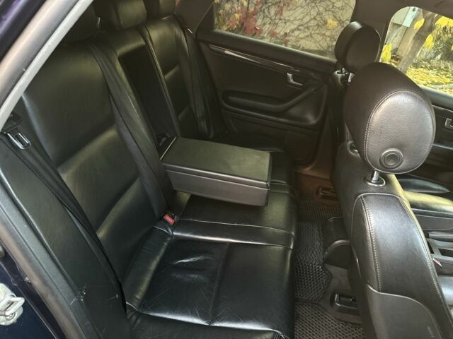 Синій Ауді А4, об'ємом двигуна 2.5 л та пробігом 360 тис. км за 4900 $, фото 13 на Automoto.ua