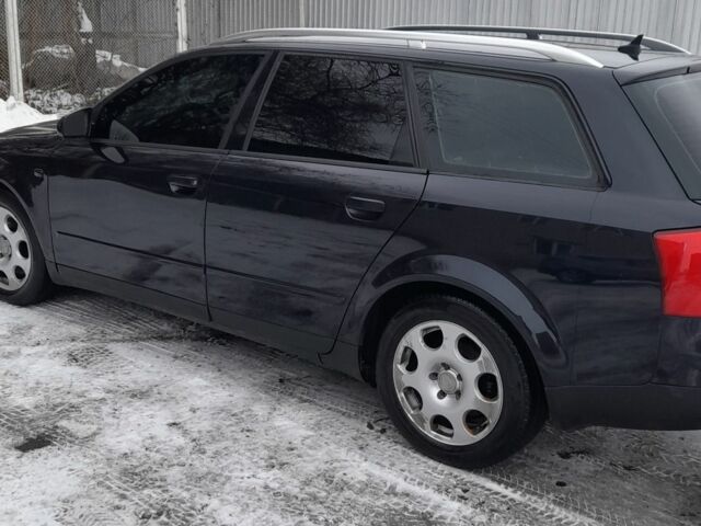 Синий Ауди А4, объемом двигателя 2.5 л и пробегом 270 тыс. км за 5500 $, фото 1 на Automoto.ua