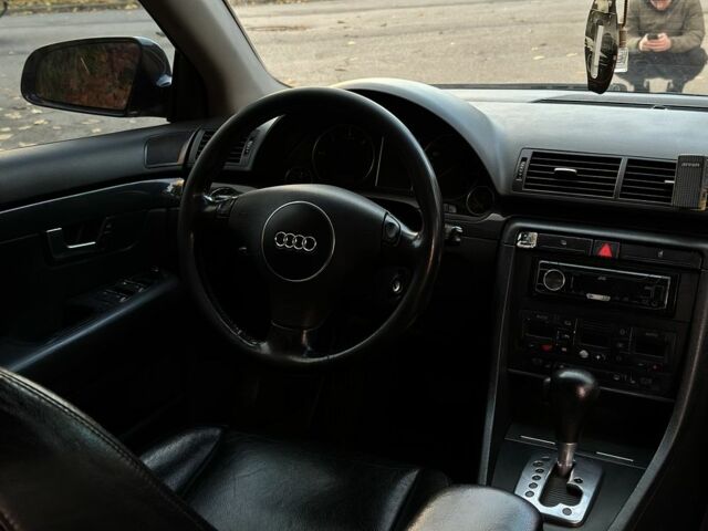 Синій Ауді А4, об'ємом двигуна 2.5 л та пробігом 360 тис. км за 4900 $, фото 10 на Automoto.ua