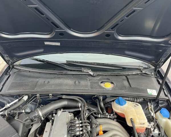 Синий Ауди А4, объемом двигателя 1.6 л и пробегом 324 тыс. км за 5100 $, фото 13 на Automoto.ua