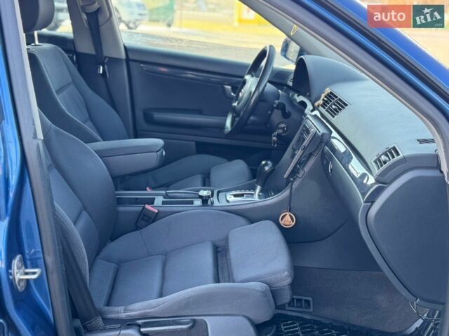 Синий Ауди А4, объемом двигателя 2.5 л и пробегом 333 тыс. км за 4600 $, фото 7 на Automoto.ua