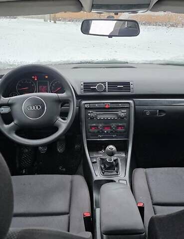 Синий Ауди А4, объемом двигателя 2 л и пробегом 198 тыс. км за 4000 $, фото 7 на Automoto.ua