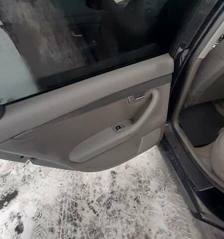 Синий Ауди А4, объемом двигателя 2.5 л и пробегом 270 тыс. км за 5300 $, фото 11 на Automoto.ua