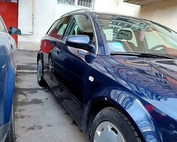 Синій Ауді А4, об'ємом двигуна 2 л та пробігом 247 тис. км за 5700 $, фото 2 на Automoto.ua