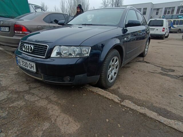 Синий Ауди А4, объемом двигателя 2 л и пробегом 157 тыс. км за 6500 $, фото 7 на Automoto.ua
