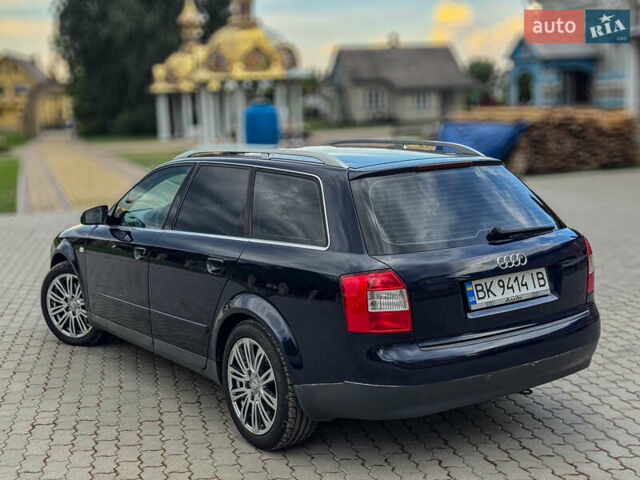 Синий Ауди А4, объемом двигателя 2.5 л и пробегом 335 тыс. км за 5950 $, фото 16 на Automoto.ua