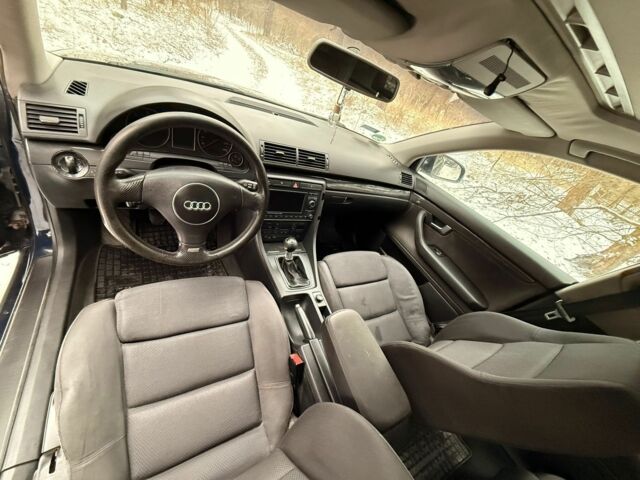 Синий Ауди А4, объемом двигателя 0 л и пробегом 350 тыс. км за 2777 $, фото 7 на Automoto.ua