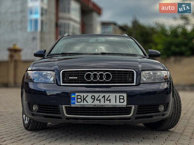 Синий Ауди А4, объемом двигателя 2.5 л и пробегом 335 тыс. км за 5950 $, фото 21 на Automoto.ua