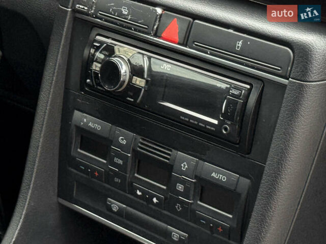 Синий Ауди А4, объемом двигателя 2.5 л и пробегом 335 тыс. км за 5950 $, фото 78 на Automoto.ua