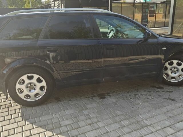 Синий Ауди А4, объемом двигателя 1.9 л и пробегом 450 тыс. км за 2500 $, фото 6 на Automoto.ua